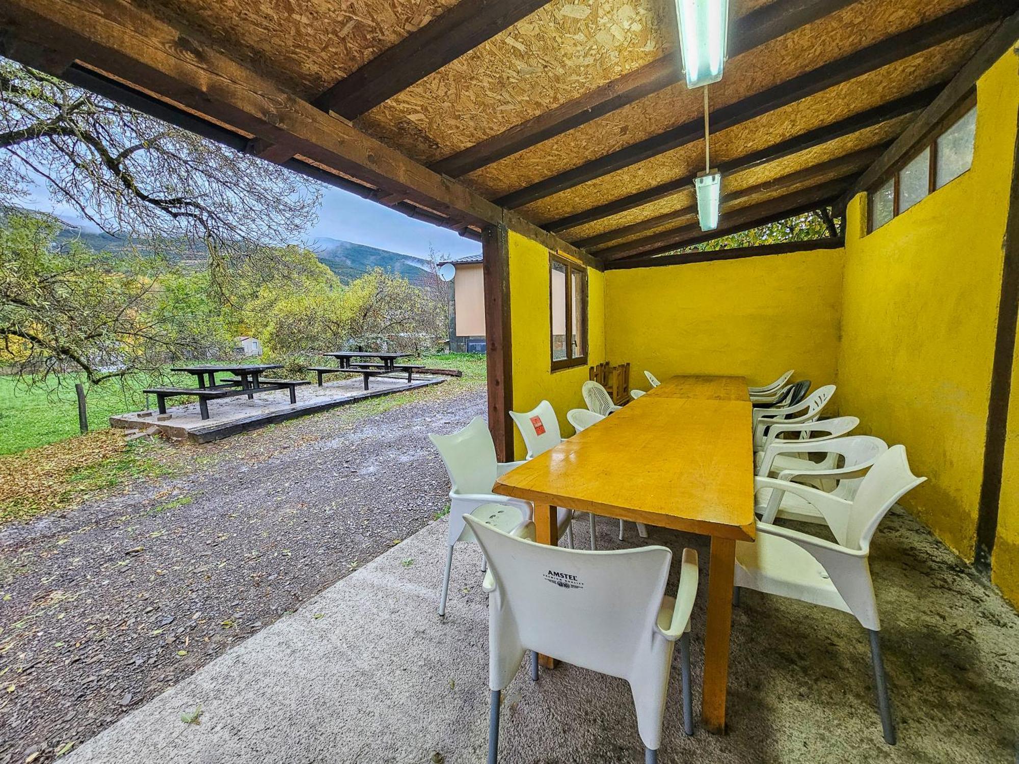 Hostel Backpacker Solopuent Кастьельо-де-Хака Экстерьер фото