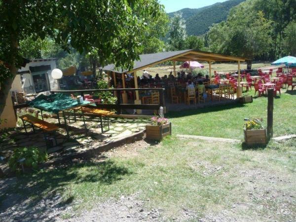 Hostel Backpacker Solopuent Кастьельо-де-Хака Экстерьер фото